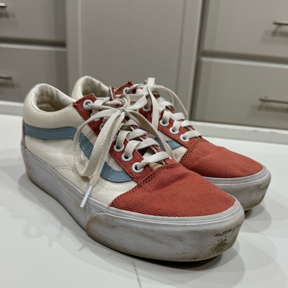 Vans sneakers- women’s size 8